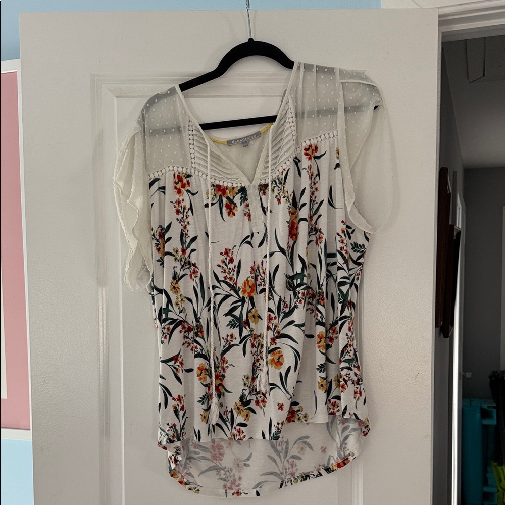 Daniel Rainn White Floral Blouse with Sheer Sleeves
